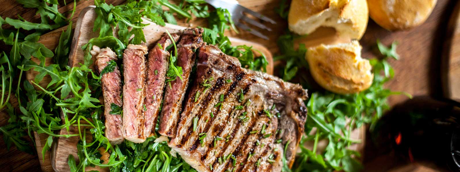Frisch gegrilltes Steak